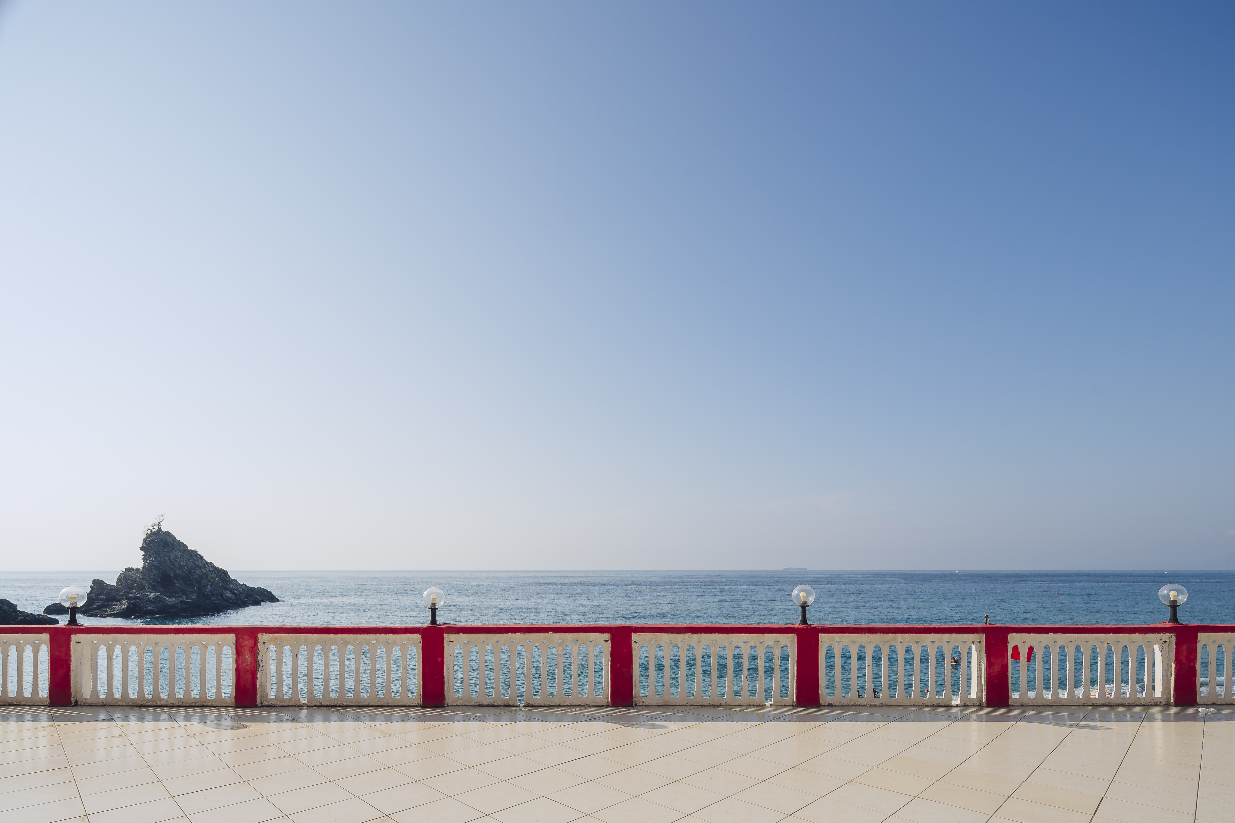 Un viaggio sullo Stretto: dialogo tra Calabria e Sicilia