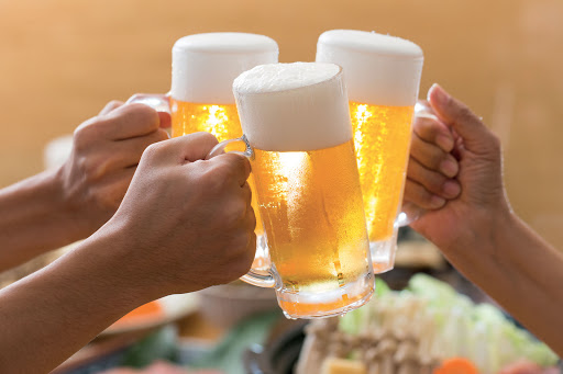 Alcol, birra batte vino nel post-lockdown