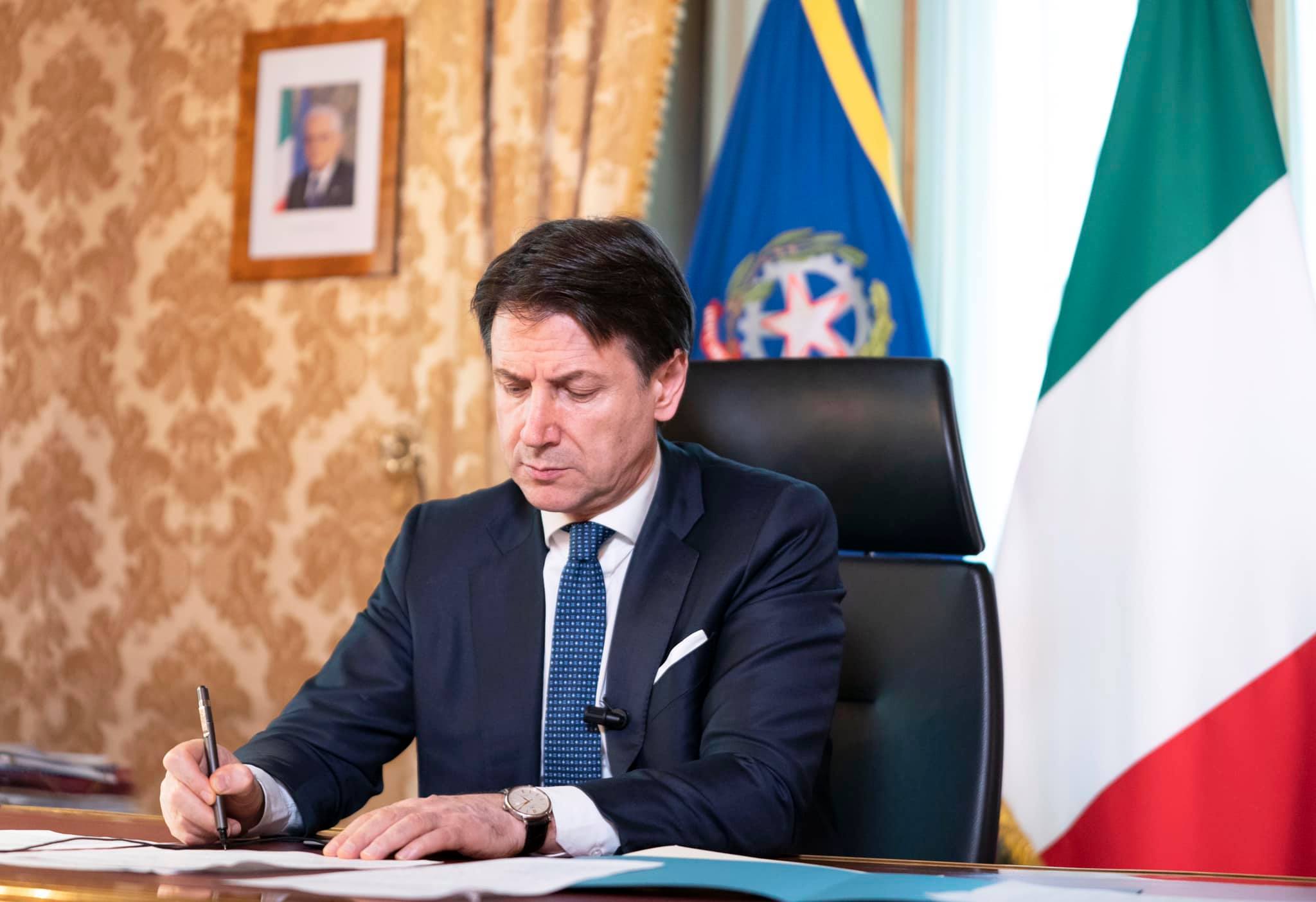 Dpcm, la nuova stretta del Governo Conte scontenta Regioni e imprese