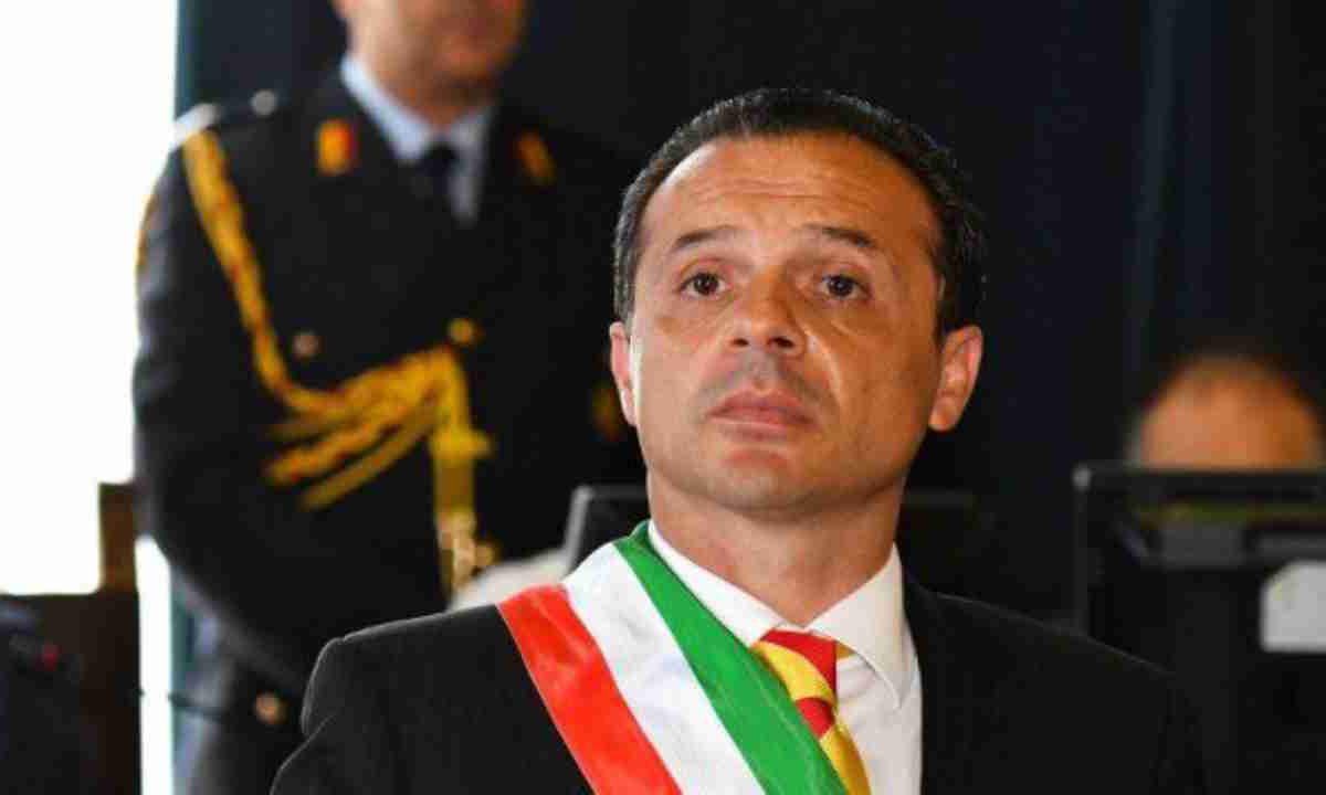 Messina, De Luca pensa a nuovi provvedimenti