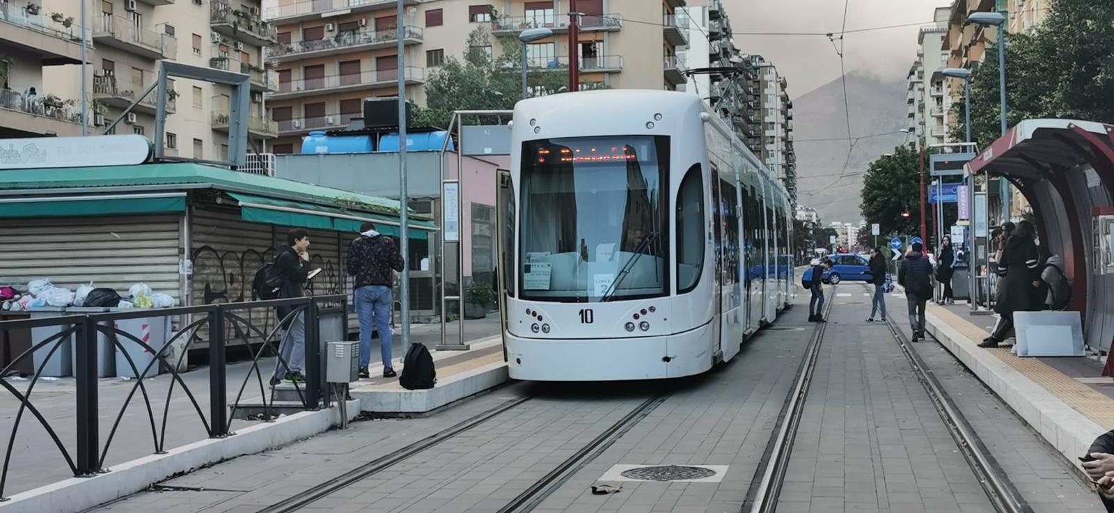 Palermo, contributo km per il tram dalla Regione
