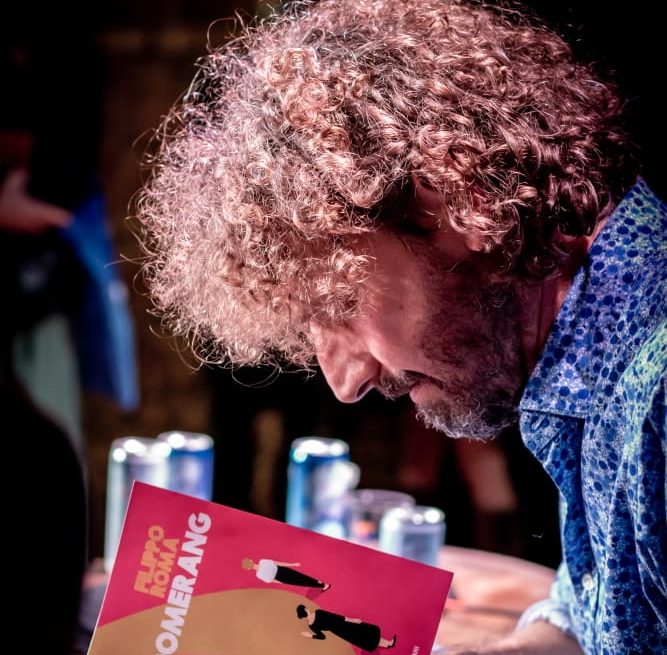 Libri, indagine sulle “misteriose dinamiche dell’amore”