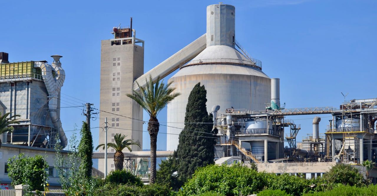 Augusta, sospeso permesso di costruire alla Buzzi Unicem