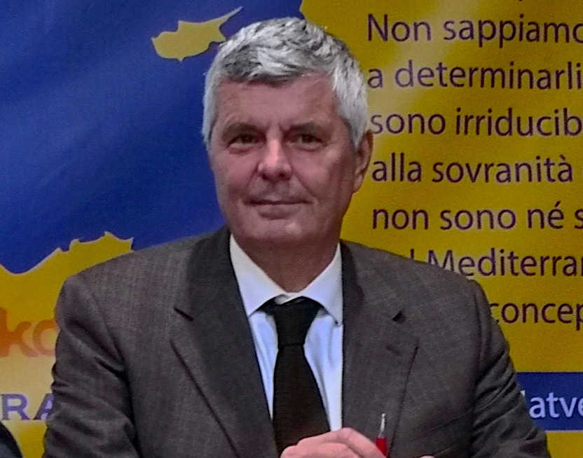 Regione, Pierobon lascia la giunta, una donna al suo posto