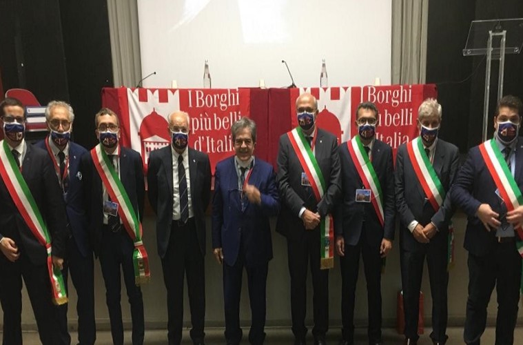 Turismo, Anci, sostenere i Borghi per aiutare l’intero Paese