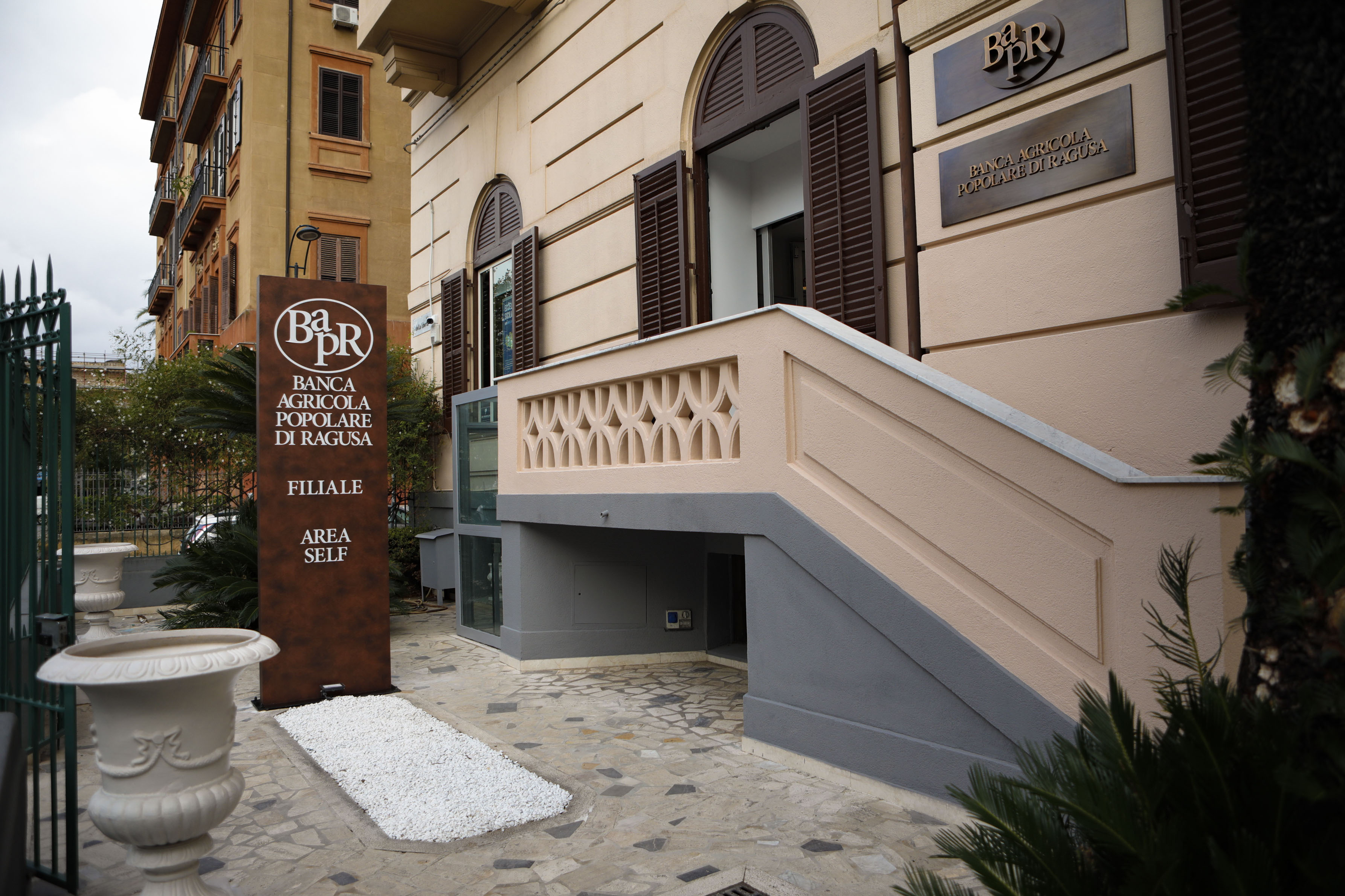 Apre oggi a Palermo, in Via della Libertà, la prima filiale Banca Agricola Popolare di Ragusa