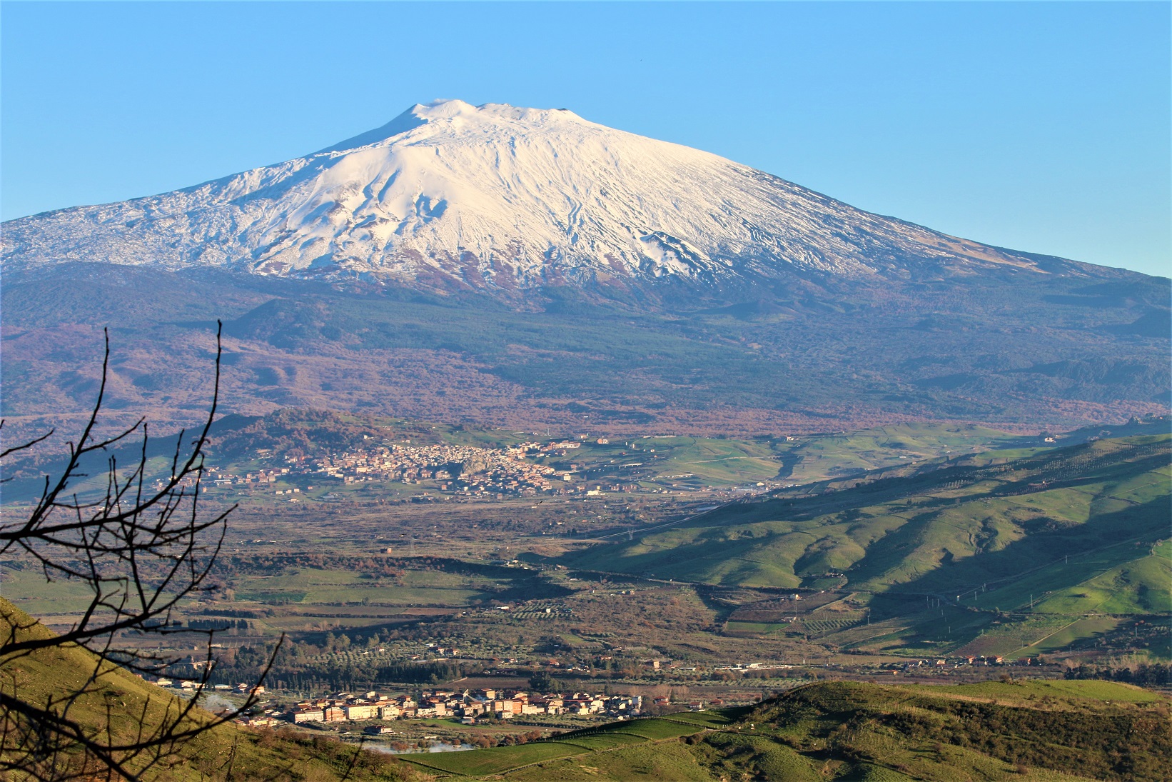 Il Monsignore a Mattarella, “ridia la dignità alla Comunità di Maniace, l’ultimo feudo d’Europa”﻿