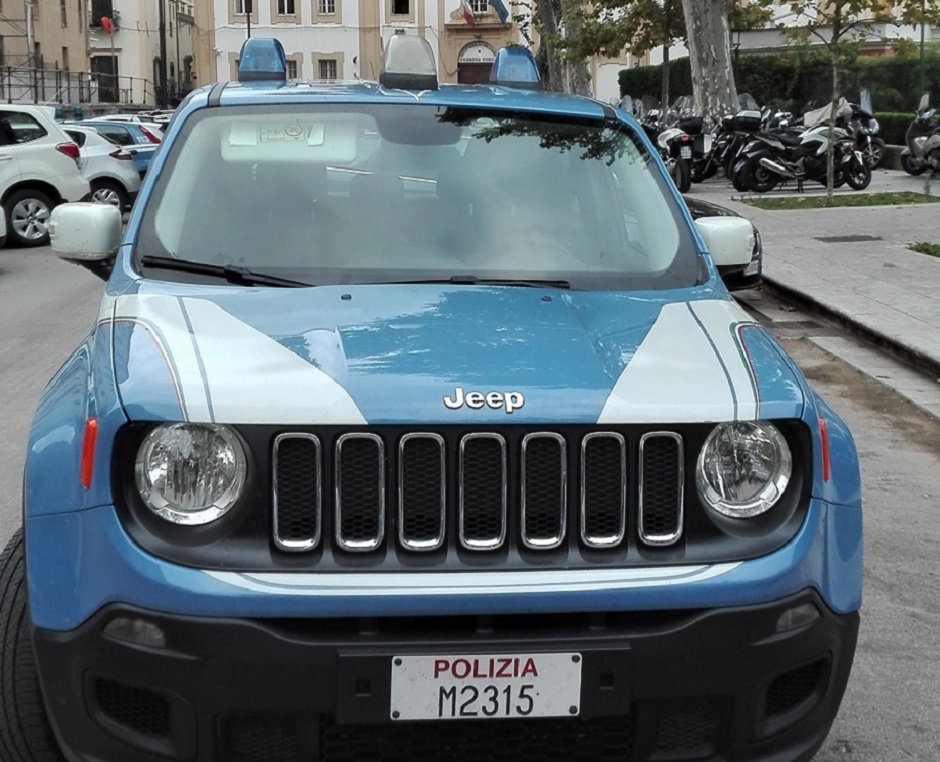 Badanti scomparsi a Siracusa, trovati resti umani in villa