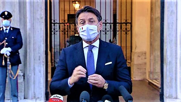 Coronavirus, l’Italia in mascherina, sanzioni e tanti cittadini ligi