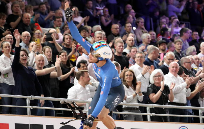 Ganna si conferma campione del mondo a cronometro