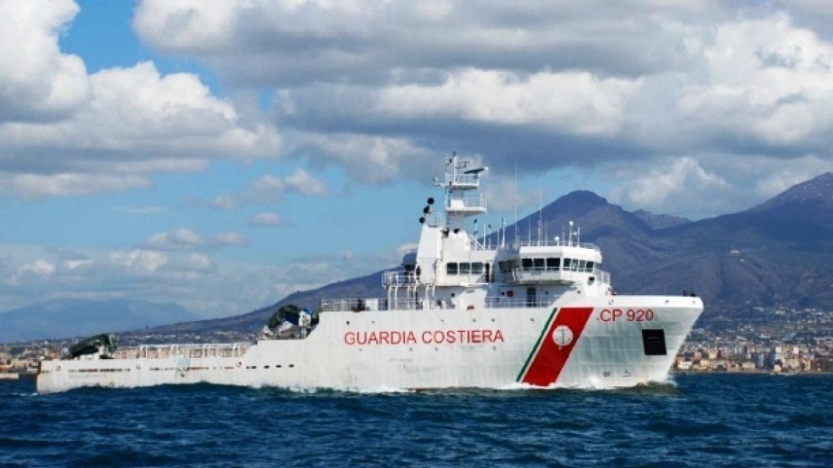 Gregoretti, attesa per domani la decisione del Gup di Catania