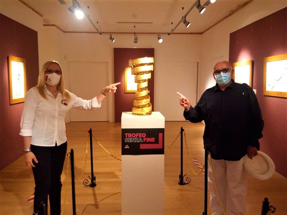 Giro d’Italia, un video celebra il matrimonio fra Etna e ciclismo