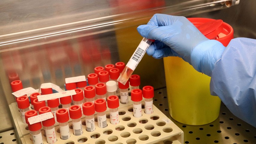 Covid, tamponi e tensione, Gela bomba a orologeria