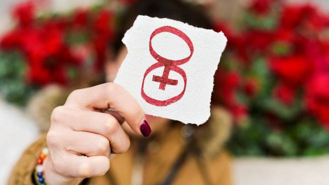 Covid e differenze di genere, la pandemia sta cancellando “diritti e dignità delle donne”