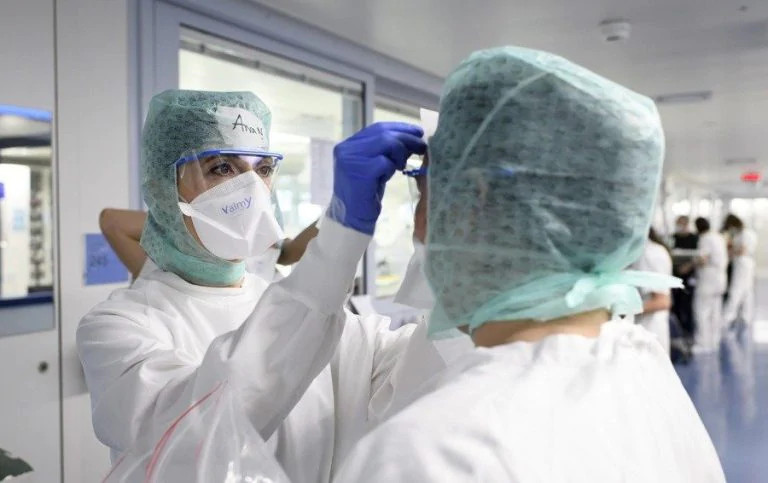 Coronavirus, pericoloso mandare infermieri neolaureati in corsia