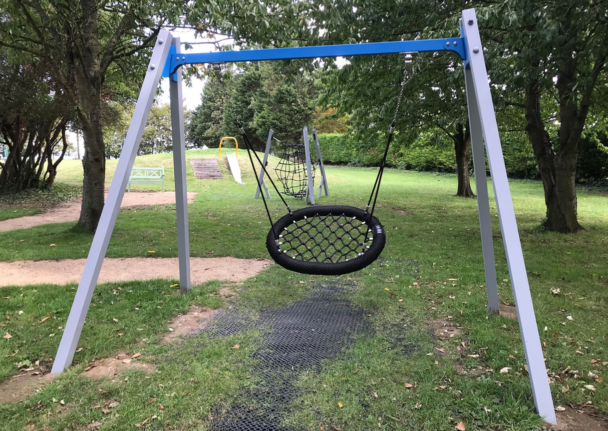 A Gagliano Castelferrato un parco giochi inclusivo