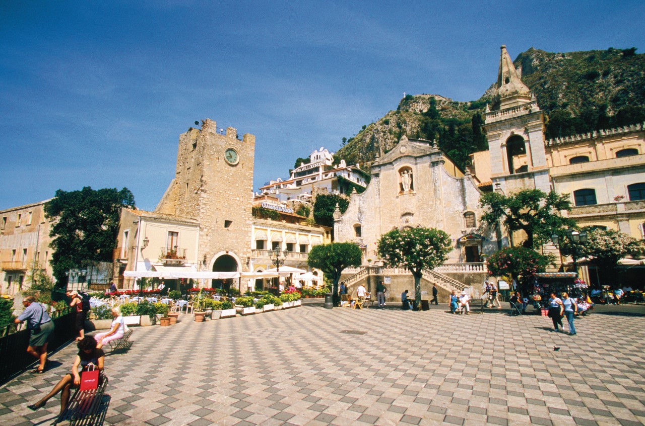Taormina scommette sugli edifici storici Taormina scommette sugli edifici storici