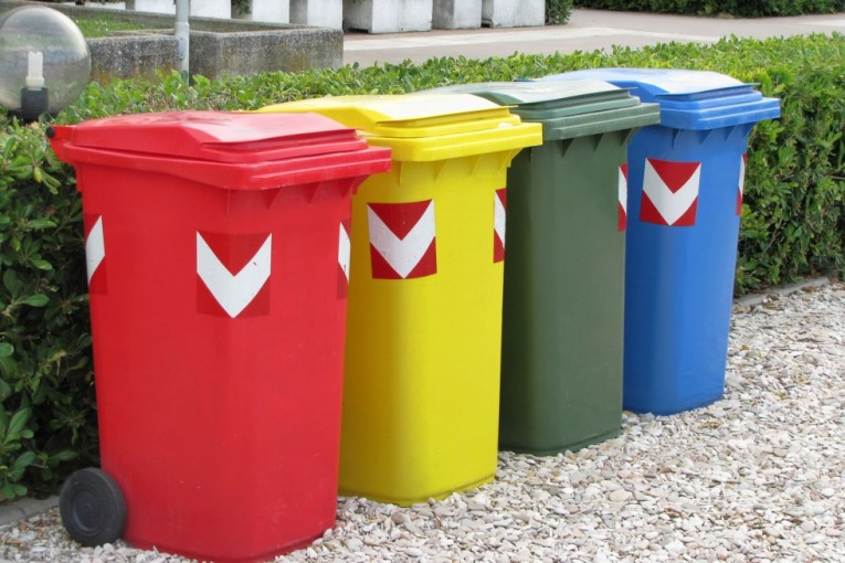 Castellammare, ok a regolamento centro raccolta