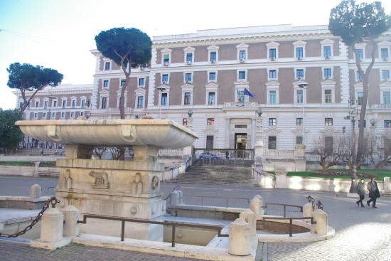 Sicilia, in calo atti intimidatori agli amministratori locali Sicilia, in calo atti intimidatori agli amministratori locali