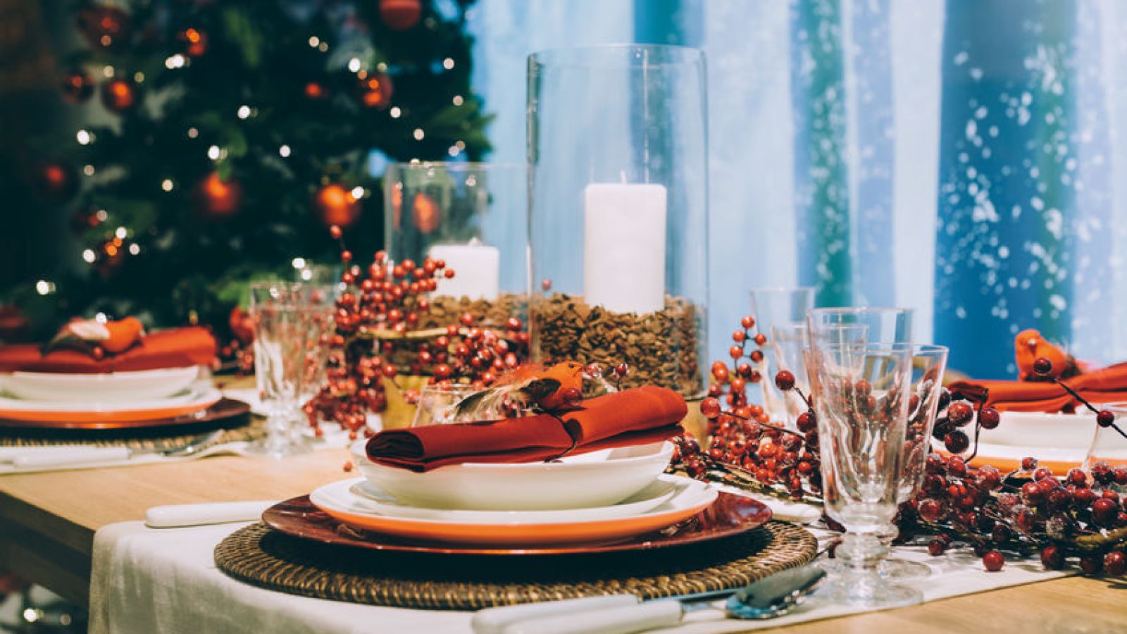 Natale, tra divieti e limitazioni per un italiano su tre salta un posto a tavola