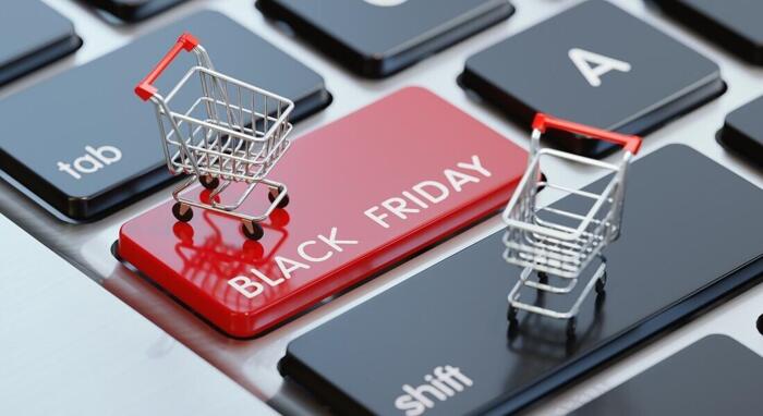 È arrivato il Black Friday, italiani pronti a spendere online 1,5 miliardi