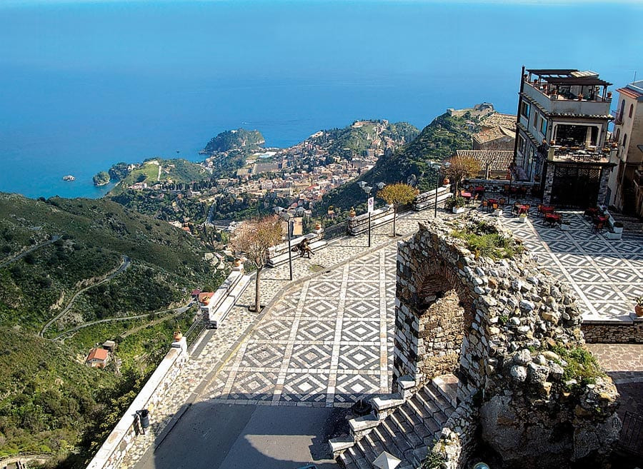 Incendi, sindaco Castelmola, utilizzare guardie venatorie