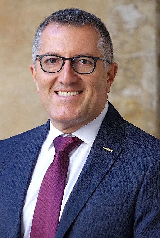 M5s, “Ars, i partiti si aumentano le pensioni”