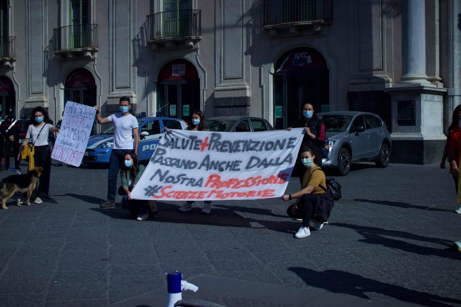 Galleria foto 'Dpcm, professionisti del fitness scendono in piazza' - foto 1