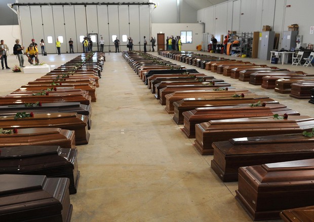 Galleria foto 'Migranti, Mediterraneo Mare di morte. Il sindaco di Lampedusa, ripescare il Global compact Onu﻿' - foto 1