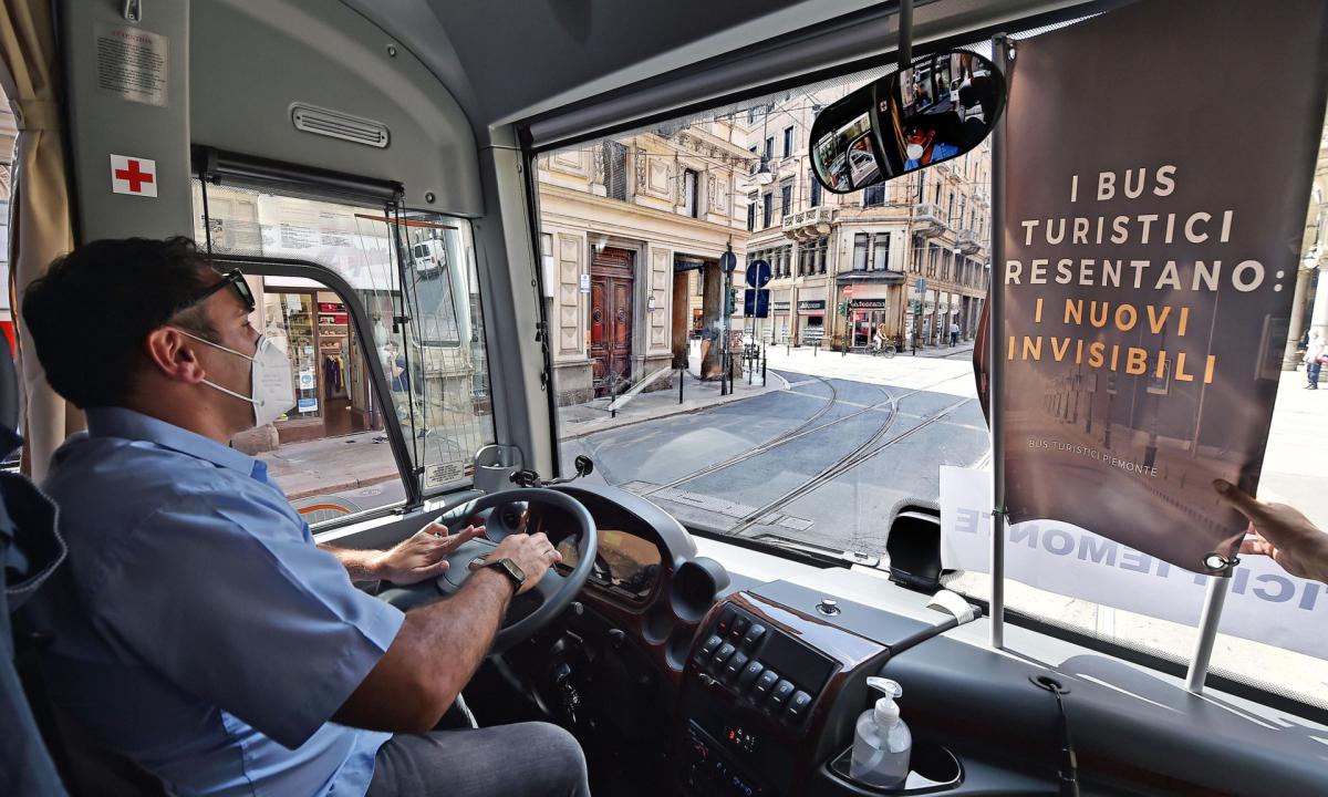 Bus turistici, delegazione incontra Gianfranco Micciché e Marco Falcone