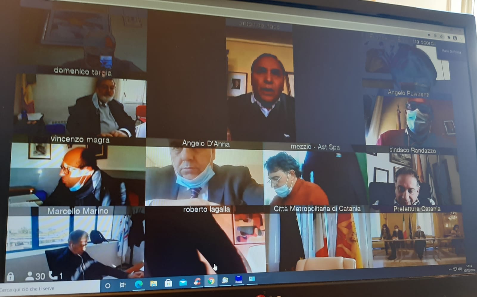 Acireale, Tpl e scuola al centro di una riunione in prefettura