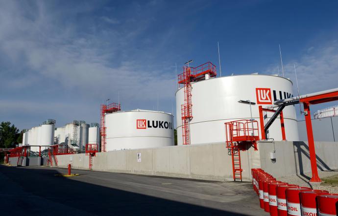 Lukoil Priolo, lavoratori a rischio, sindacati in allarme