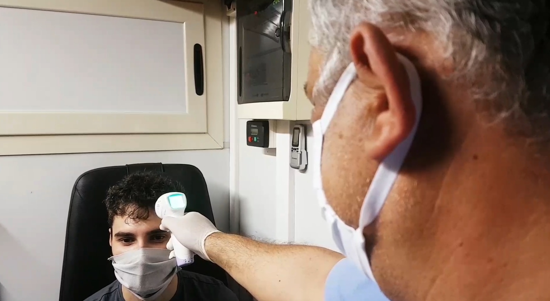 Covid, Cnr, picco sintomi a marzo, decessi ancora in crescita