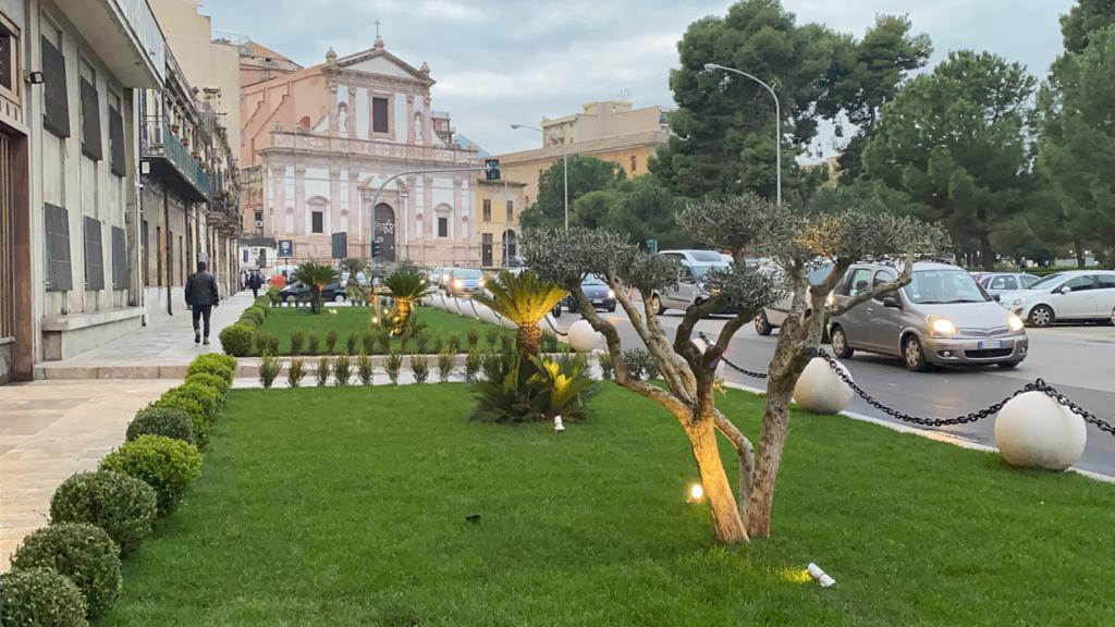 Tre milioni per aiuola a Palazzo Orléans, il M5s: “Un sacrilegio”