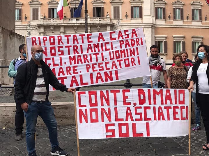 Pescherecci sequestrati, domani manifestano marinerie Sicilia Pescherecci sequestrati, domani manifestano marinerie Sicilia