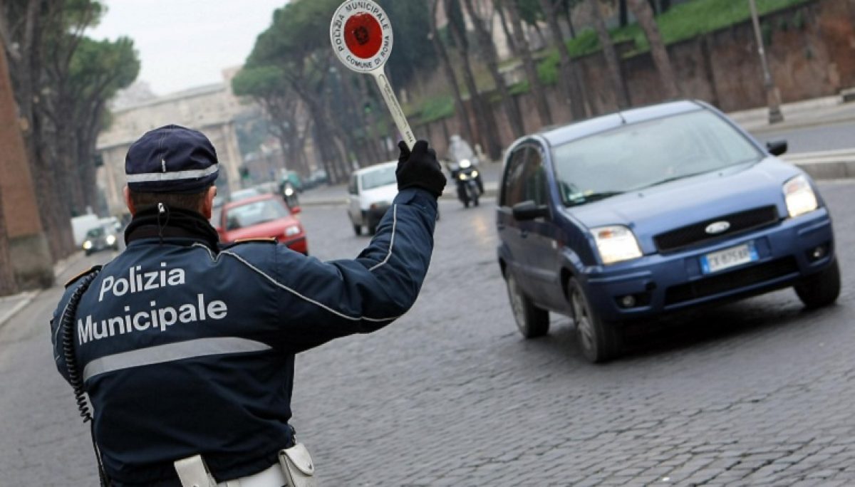 Trapani, bufera sul concorso della polizia municipale Trapani, bufera sul concorso della polizia municipale
