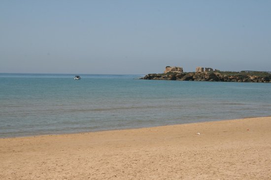 Punta Braccetto, si apre lo scontro sui lavori