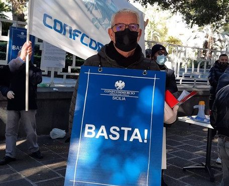 Zona rossa, i ristoratori  etnei non ce la fanno più