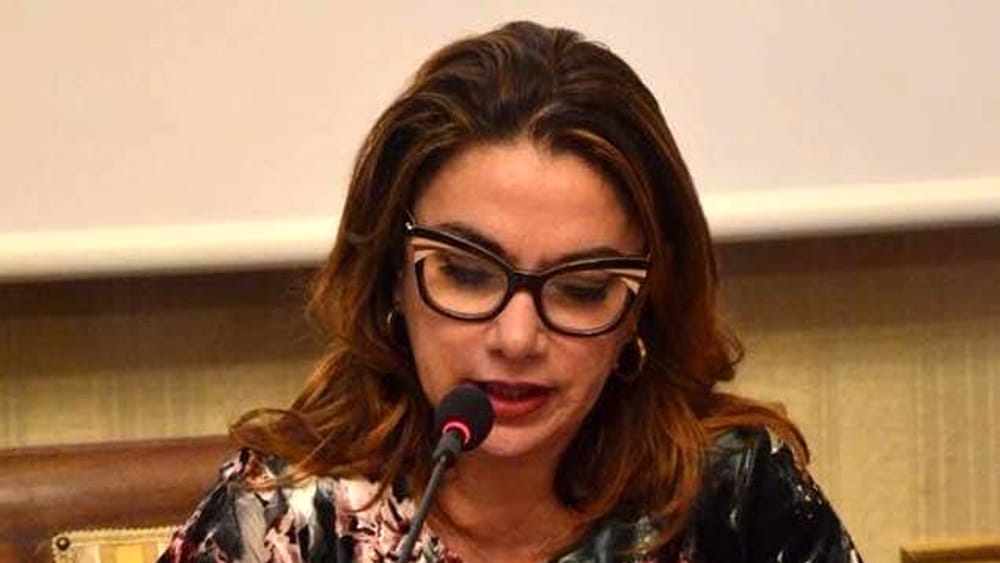 Molestie sessuali e prostituzione minorile, gli orrori della Moda