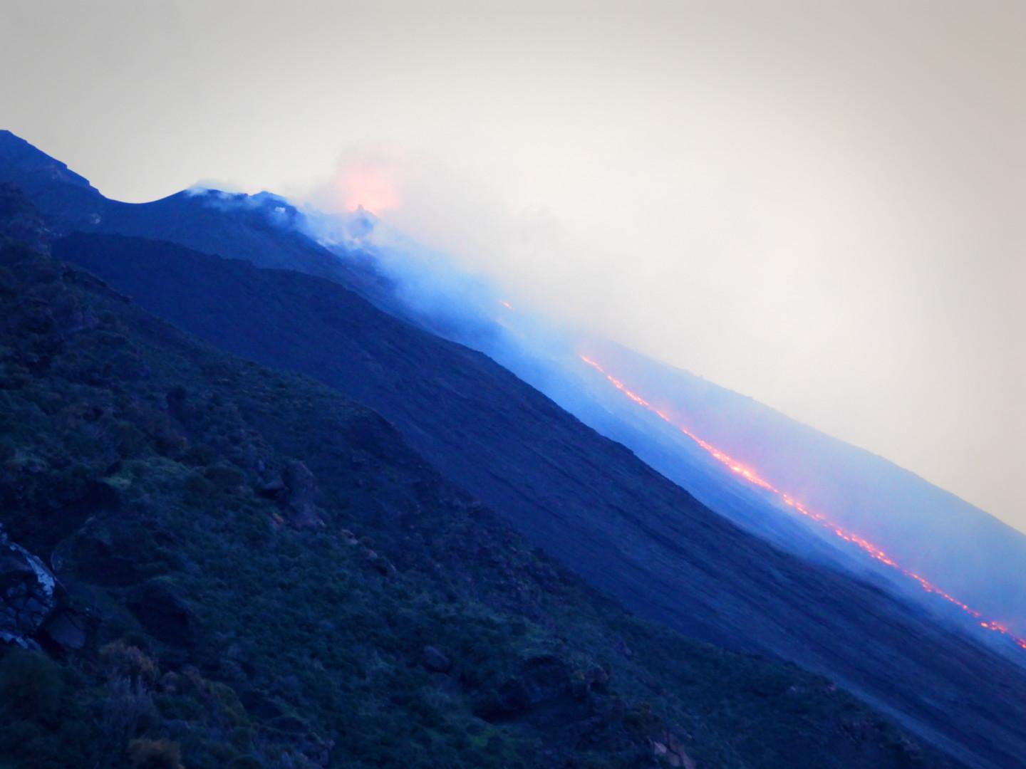 Vulcani, dopo l’Etna è lo Stromboli a dar spettacolo