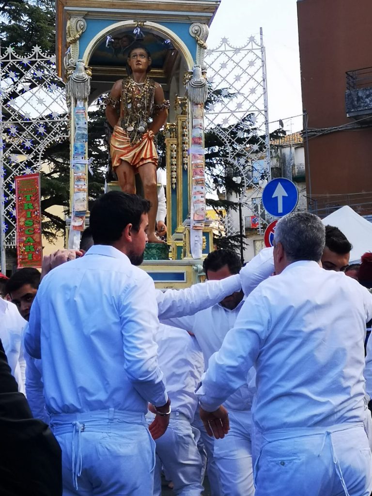 Religione e folklore, il Covid azzoppa le feste patronali Religione e folklore, il Covid azzoppa le feste patronali