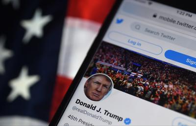 Usa, Twitter ha bannato Trump, il tycoon sospeso per sempre