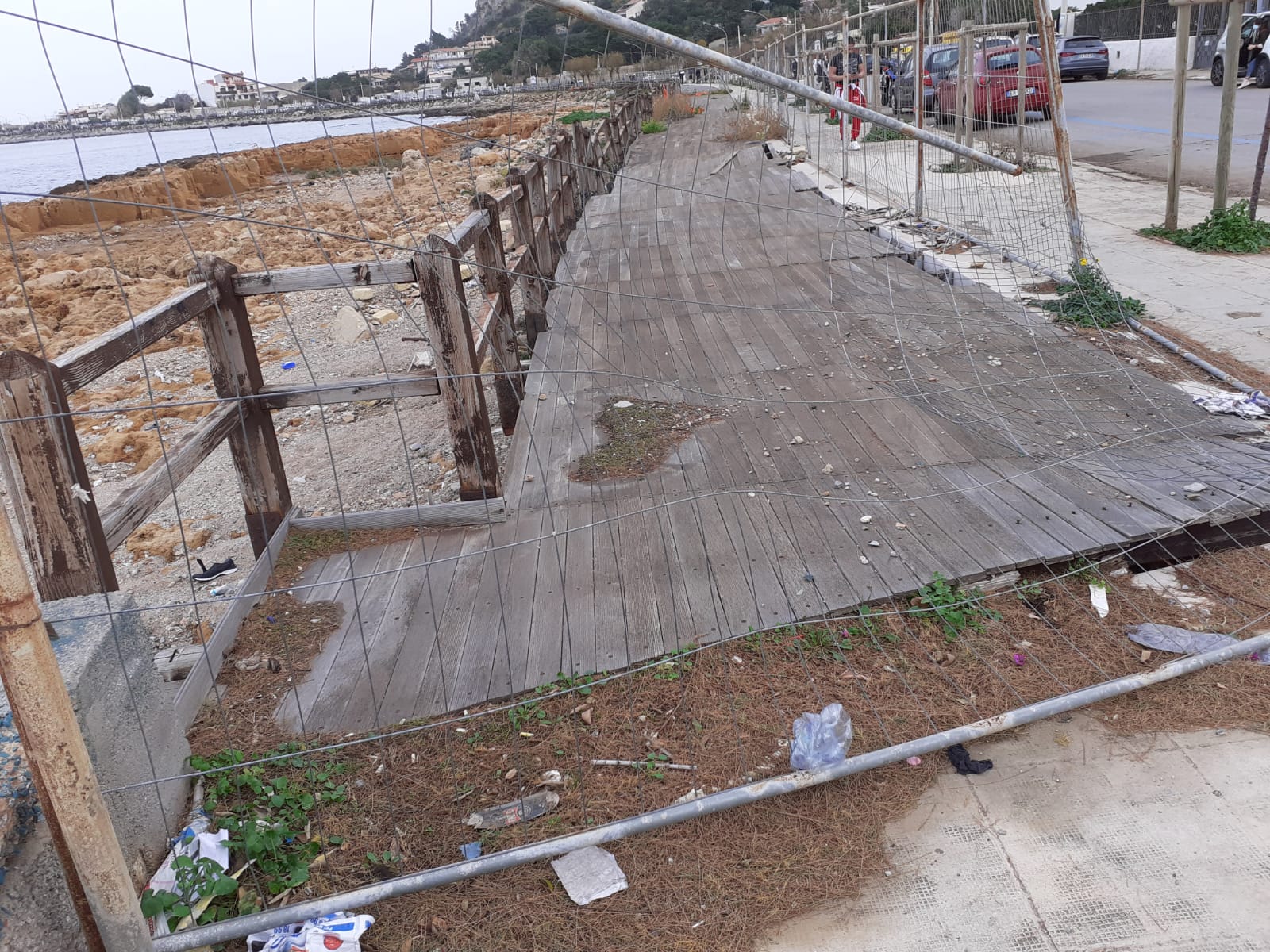 Barcarello, la “passeggiata della vergogna”, il video