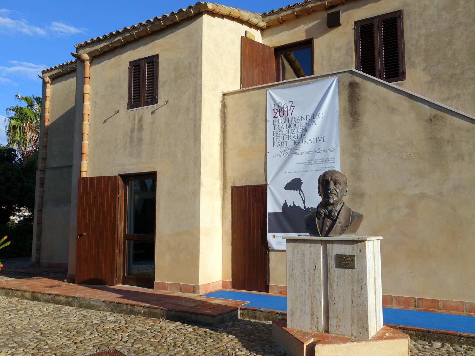 Galleria foto 'Lavori di manutenzione per la Casa Museo Luigi Pirandello' - foto 1