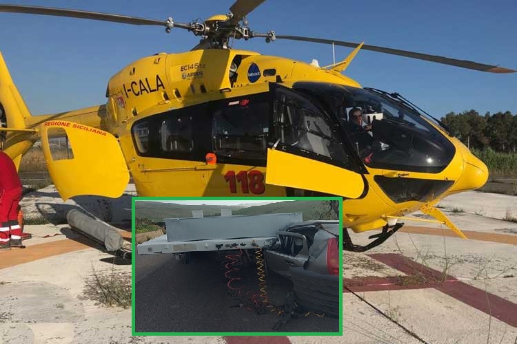 Incidenti, auto schiacciata da rimorchio, feriti gravissimi