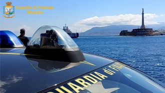 Carnevale, sequestrati nel Messinese quarantamila giocattoli