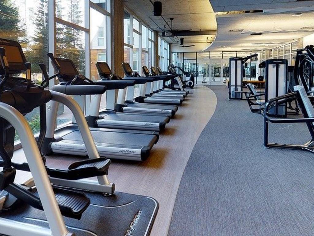 Covid, aiuti previsti per autonomi, giornalisti, società sportive