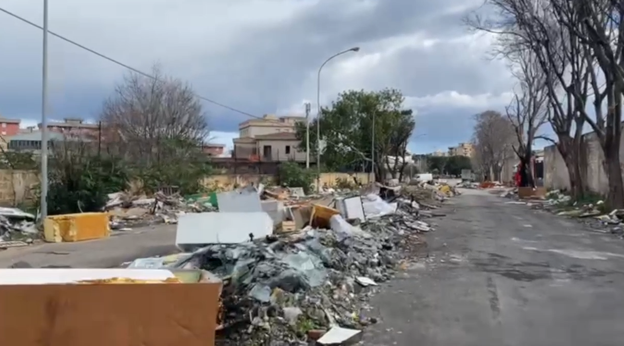 Rifiuti, Legambiente, “Differenziata al palo a Palermo, nel 2022 ferma al 16%”