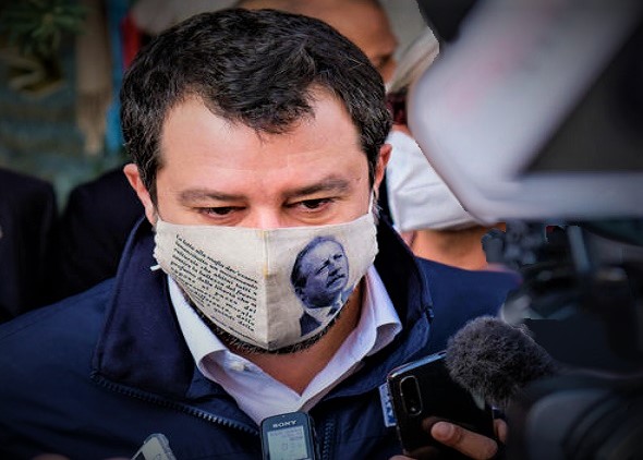 Migranti, Salvini, sbarcano altri 407, è inaccettabile