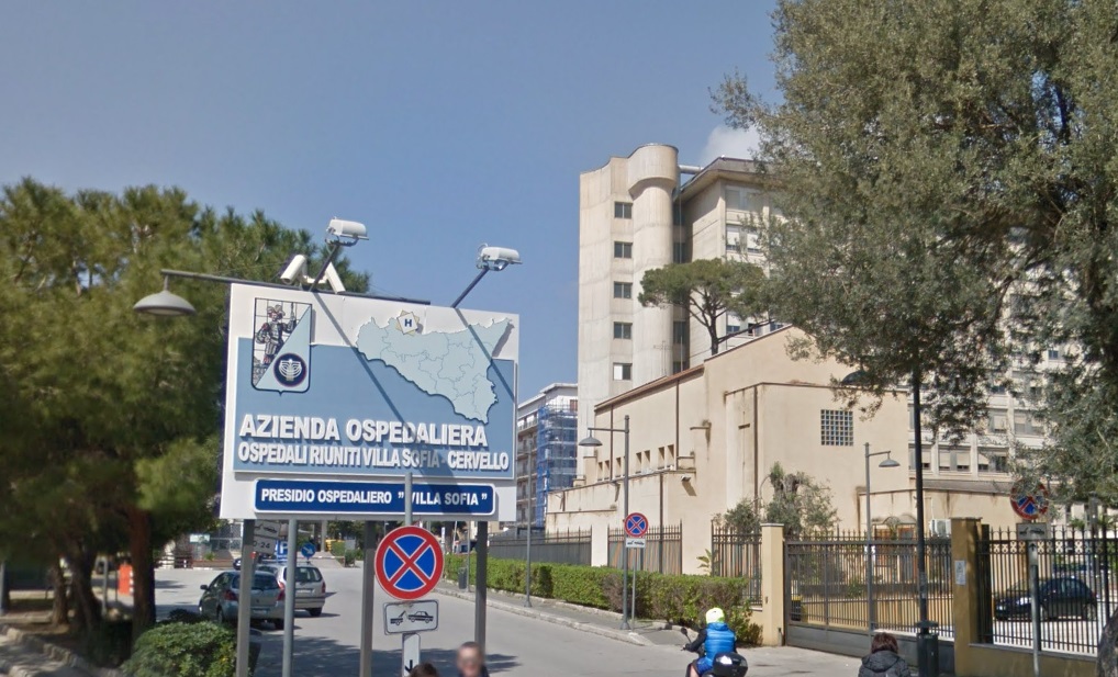 Incidente a Palermo, scontro tra un’auto dei carabinieri e una Bmw: tre feriti